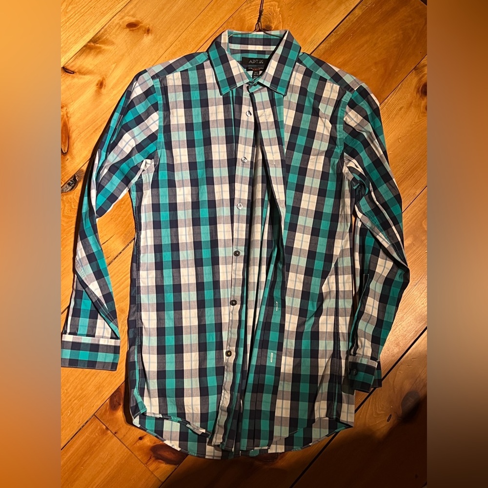 Apt.9 Button Down
